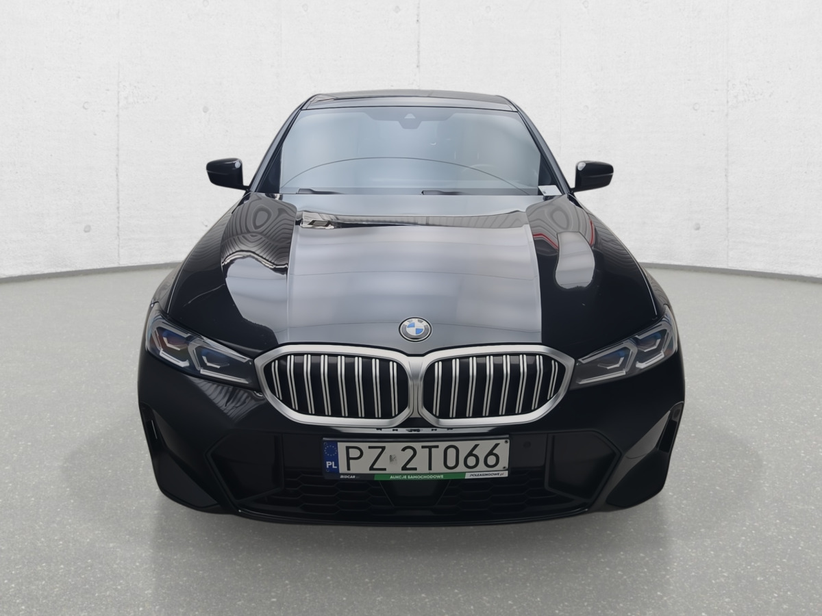 BMW 320D XDRIVE SEDAN - Sedan: obrázek 3 BMW 320D XDRIVE SEDAN - Sedan: obrázek 3