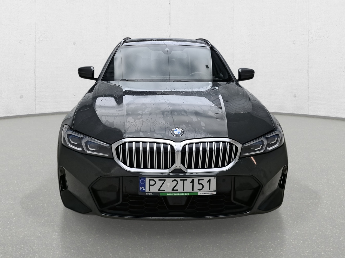 BMW 320D XDRIVE TOURING KOMBI - Osobní auto: obrázek 4 BMW 320D XDRIVE TOURING KOMBI - Osobní auto: obrázek 4