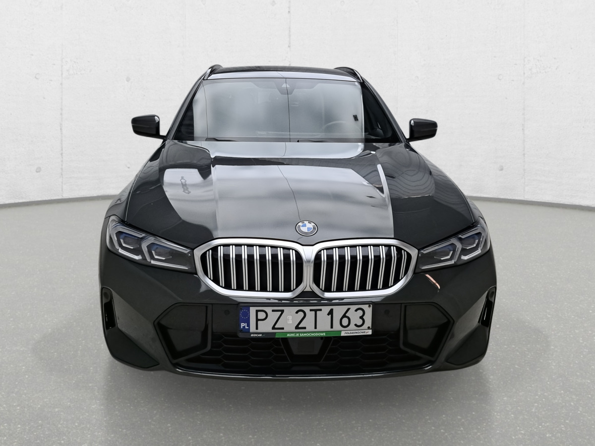 BMW 320D XDRIVE TOURING KOMBI - Osobní auto: obrázek 4 BMW 320D XDRIVE TOURING KOMBI - Osobní auto: obrázek 4