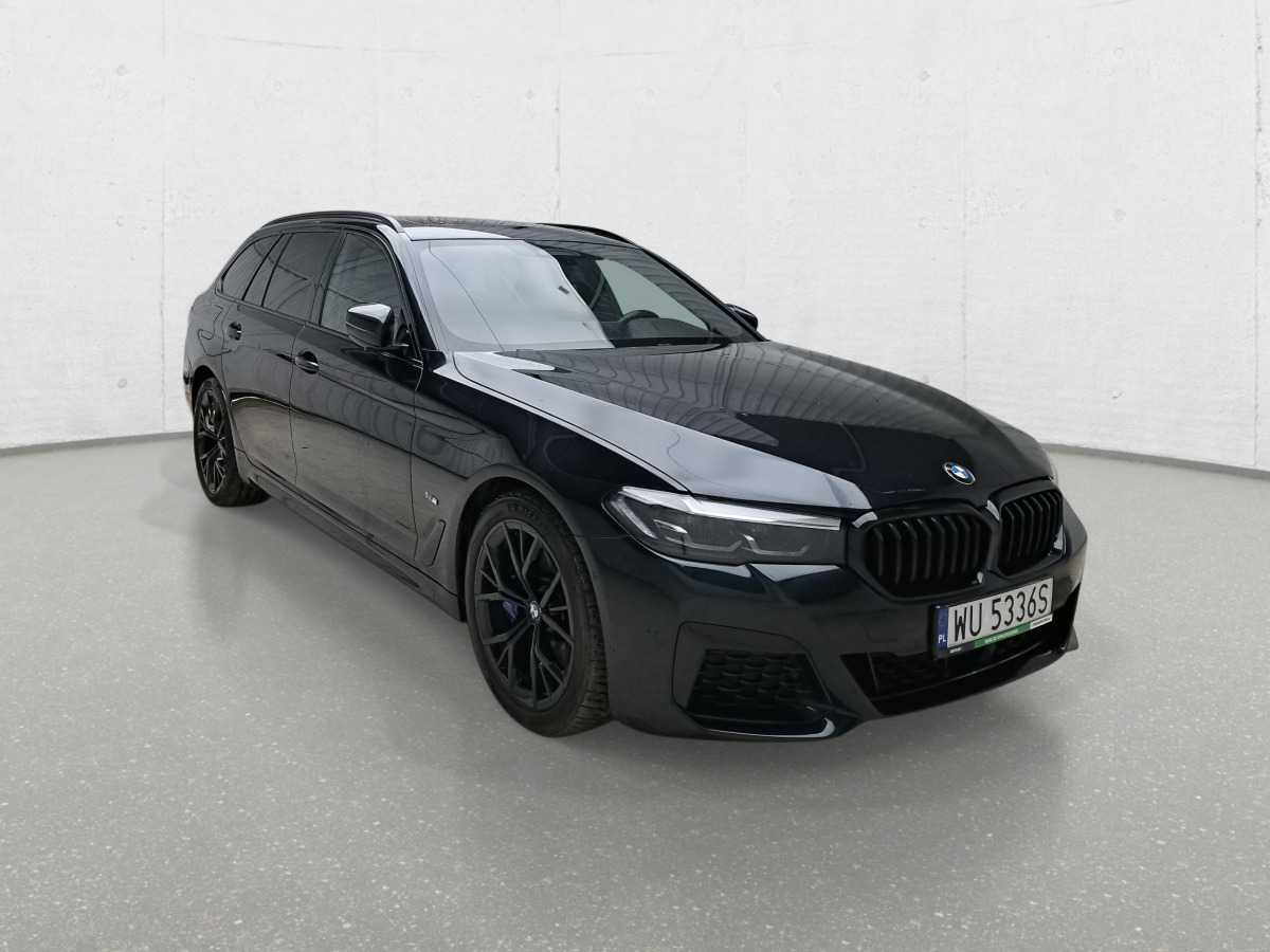 BMW 520D XDRIVE KOMBI - Osobní auto: obrázek 1 BMW 520D XDRIVE KOMBI - Osobní auto: obrázek 1