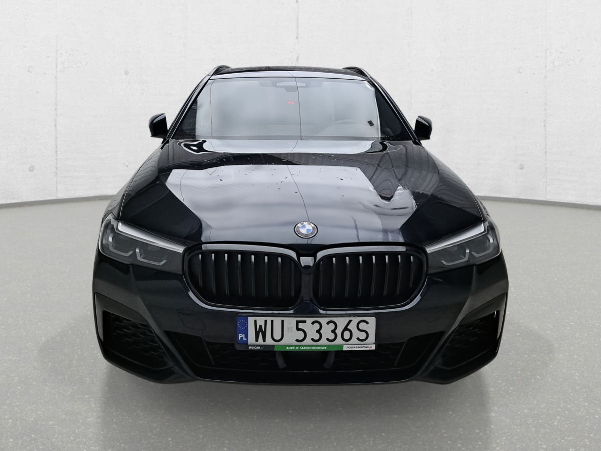 BMW 520D XDRIVE KOMBI - Osobní auto: obrázek 3 BMW 520D XDRIVE KOMBI - Osobní auto: obrázek 3
