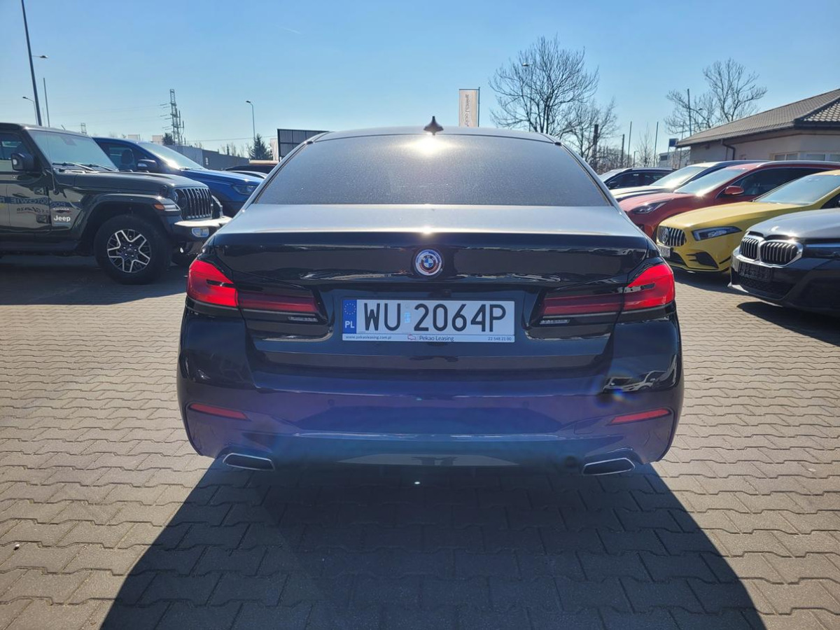 BMW 540D XDRIVE SEDAN - Sedan: obrázek 5 BMW 540D XDRIVE SEDAN - Sedan: obrázek 5