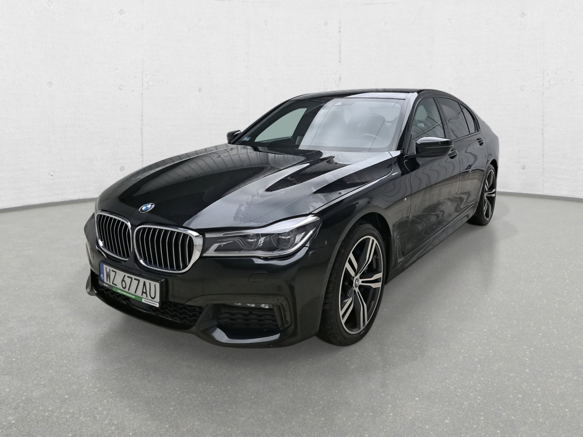 BMW 750d xDrive SEDAN - Sedan: obrázek 4 BMW 750d xDrive SEDAN - Sedan: obrázek 4