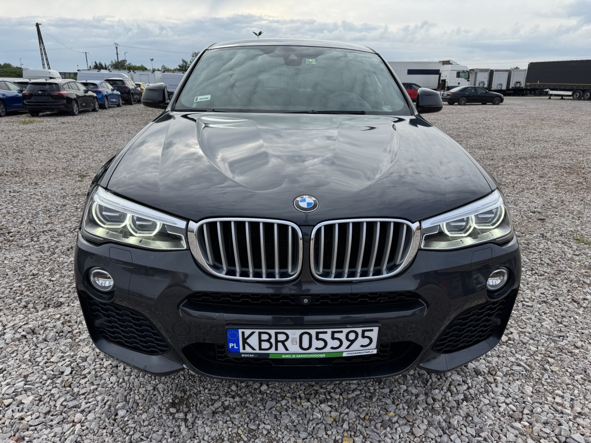 BMW X4 XDRIVE30D SUV - SUV: obrázek 2 BMW X4 XDRIVE30D SUV - SUV: obrázek 2