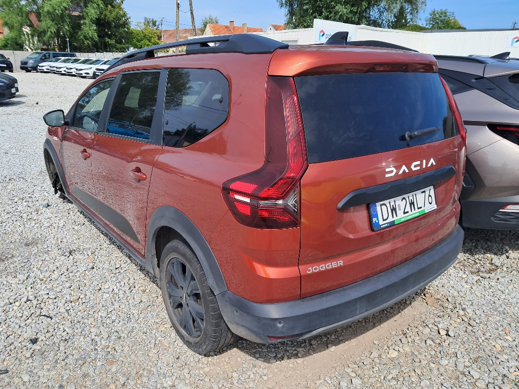DACIA JOGGER MINIVAN - Osobní auto: obrázek 4 DACIA JOGGER MINIVAN - Osobní auto: obrázek 4