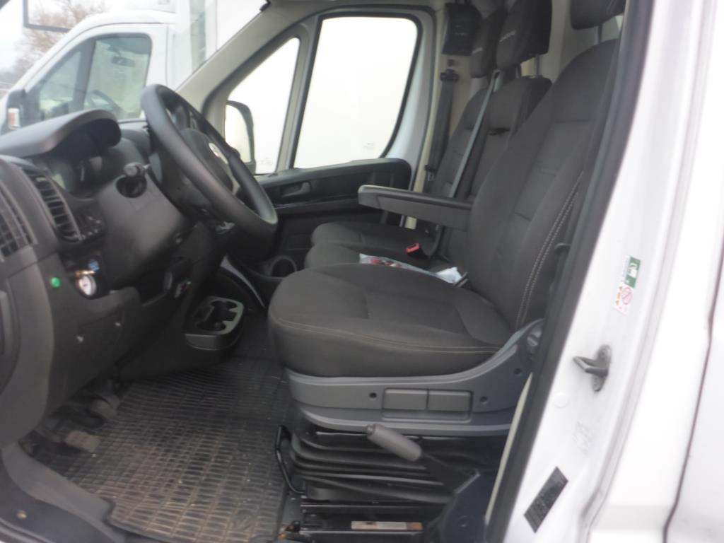 FIAT DUCATO CHŁODNIA/IZOTERMA - Chladící dodávka: obrázek 5 FIAT DUCATO CHŁODNIA/IZOTERMA - Chladící dodávka: obrázek 5