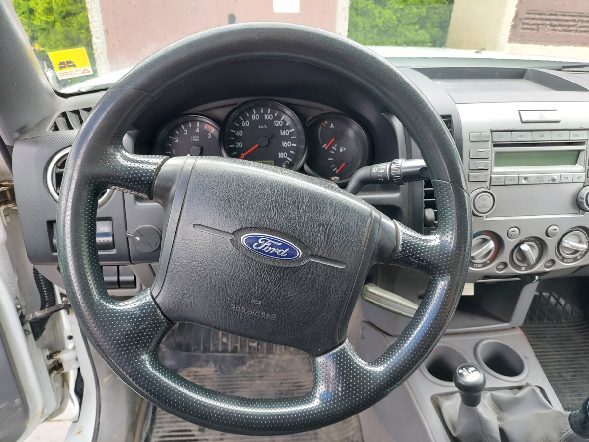FORD RANGER PICK-UP - Pick-up: obrázek 5 FORD RANGER PICK-UP - Pick-up: obrázek 5