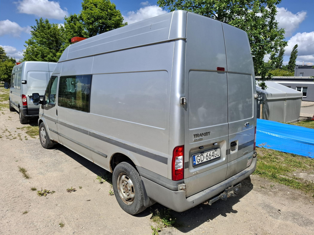 FORD TRANSIT BRYGADÓWKA - Dodávka s dvojitou kabinou: obrázek 4 FORD TRANSIT BRYGADÓWKA - Dodávka s dvojitou kabinou: obrázek 4