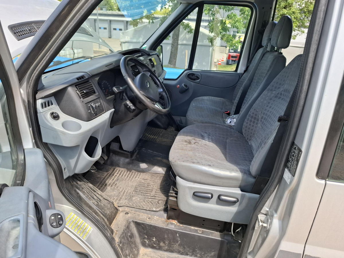 FORD TRANSIT BRYGADÓWKA - Dodávka s dvojitou kabinou: obrázek 5 FORD TRANSIT BRYGADÓWKA - Dodávka s dvojitou kabinou: obrázek 5