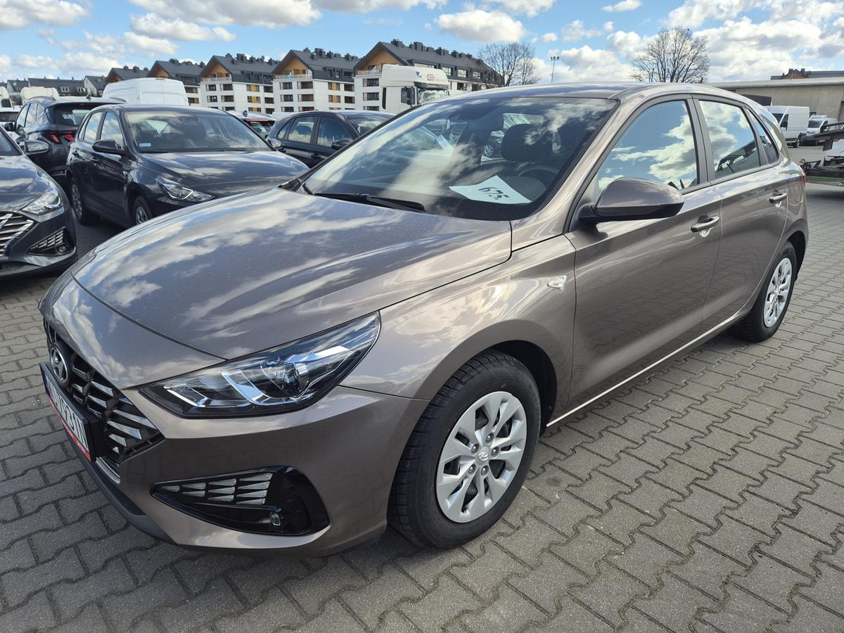 HYUNDAI I30 HATCHBACK - Osobní auto: obrázek 3 HYUNDAI I30 HATCHBACK - Osobní auto: obrázek 3