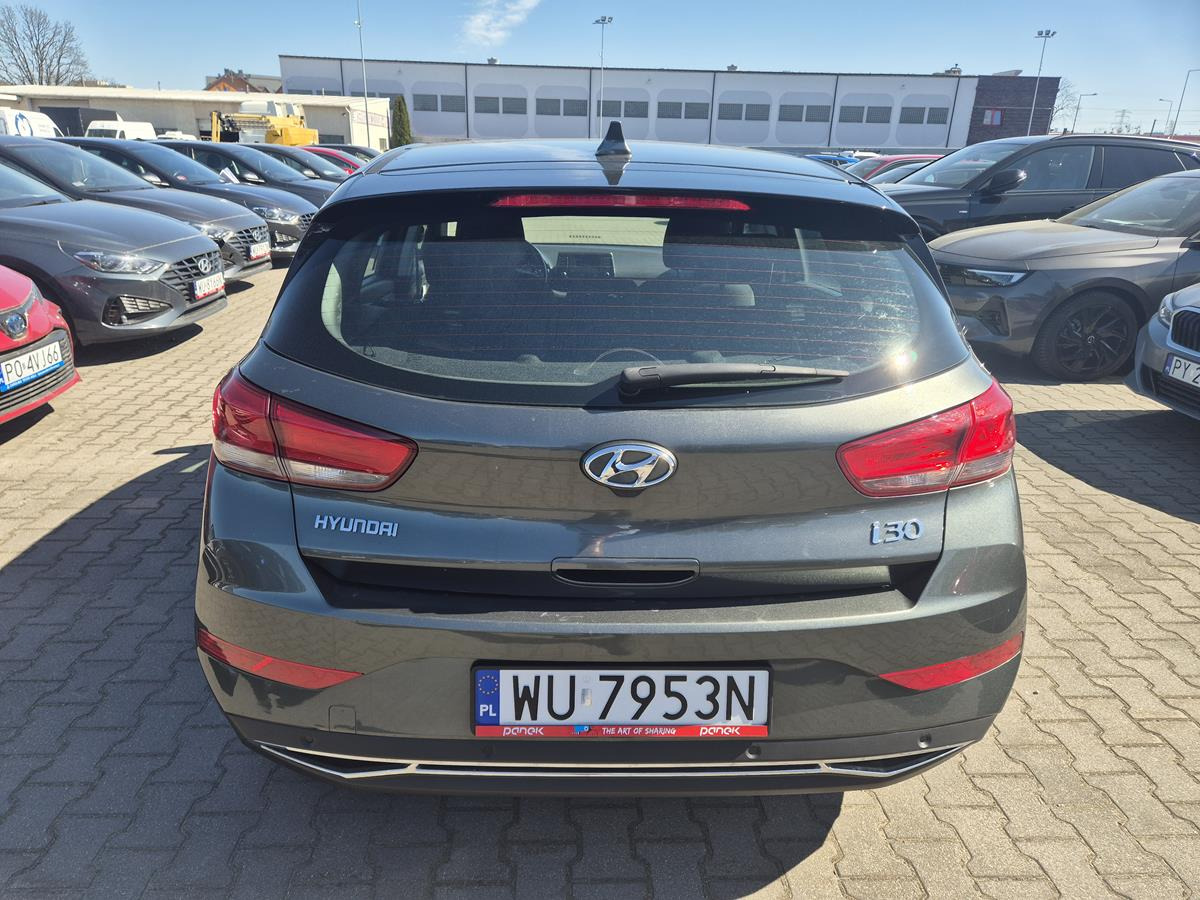 HYUNDAI I30 HATCHBACK - Osobní auto: obrázek 5 HYUNDAI I30 HATCHBACK - Osobní auto: obrázek 5