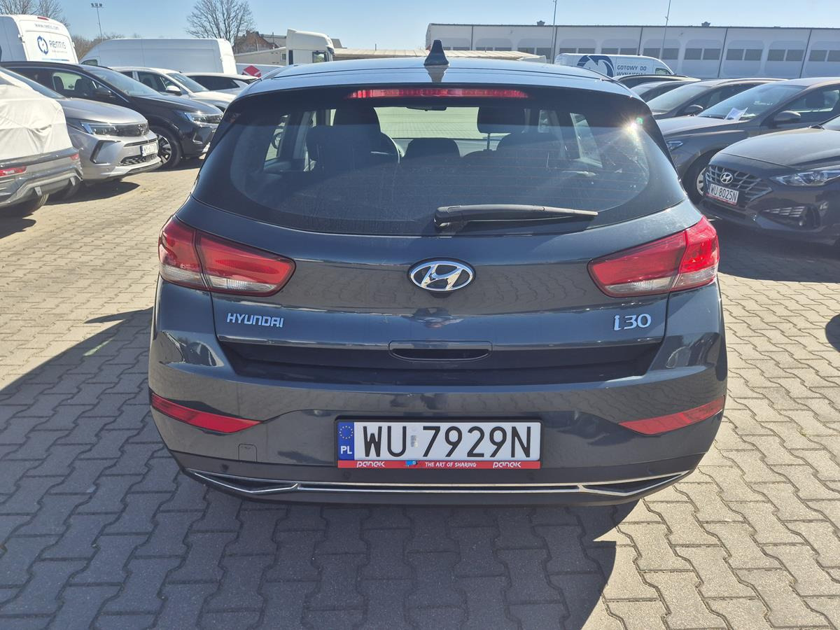 HYUNDAI I30 HATCHBACK - Osobní auto: obrázek 5 HYUNDAI I30 HATCHBACK - Osobní auto: obrázek 5