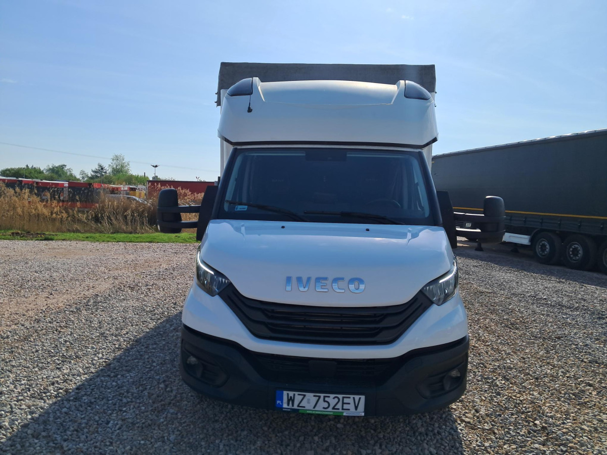 IVECO 35S18 PLANDEKA - Plachtová dodávka: obrázek 2 IVECO 35S18 PLANDEKA - Plachtová dodávka: obrázek 2