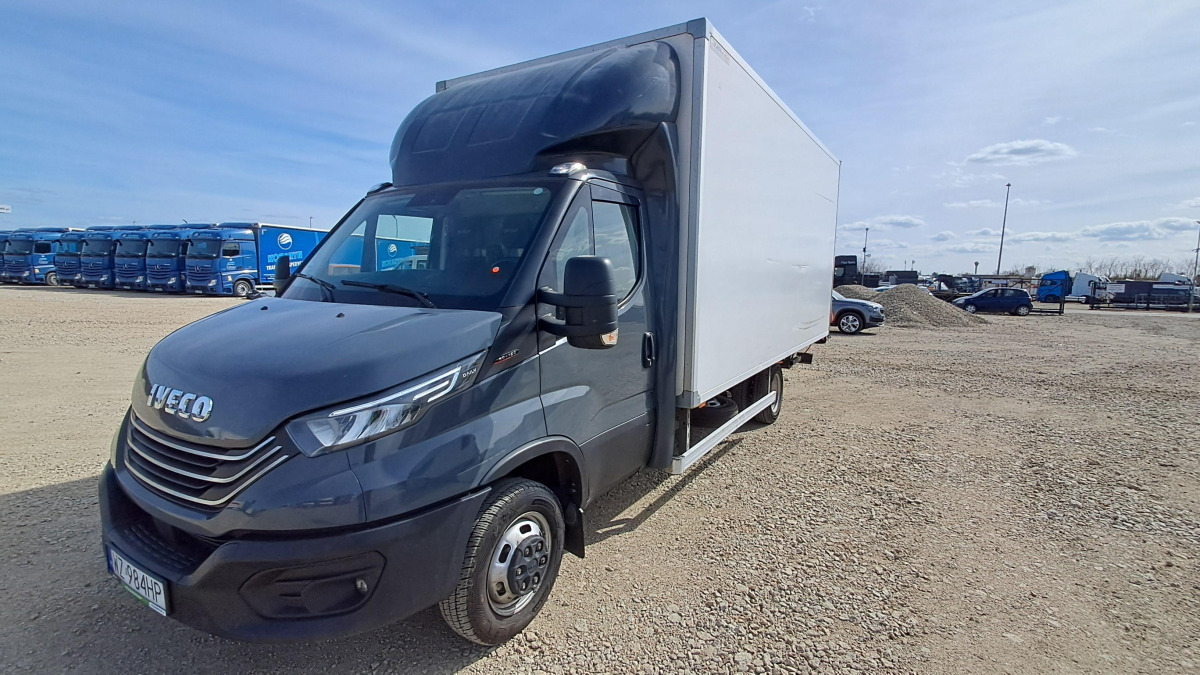 IVECO DAILY 50C18 KONTENER Z WINDĄ - Dodávka skřín: obrázek 3 IVECO DAILY 50C18 KONTENER Z WINDĄ - Dodávka skřín: obrázek 3