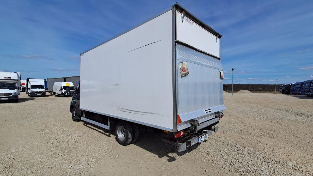 IVECO DAILY 50C18 KONTENER Z WINDĄ - Dodávka skřín: obrázek 5 IVECO DAILY 50C18 KONTENER Z WINDĄ - Dodávka skřín: obrázek 5