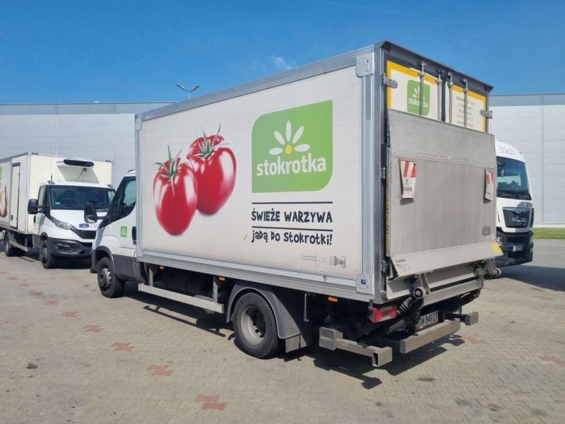 IVECO DAILY CHŁODNIA/IZOTERMA - Chladící dodávka: obrázek 3 IVECO DAILY CHŁODNIA/IZOTERMA - Chladící dodávka: obrázek 3