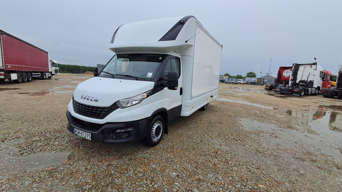 IVECO DAILY KONTENER - Dodávka skřín: obrázek 3 IVECO DAILY KONTENER - Dodávka skřín: obrázek 3