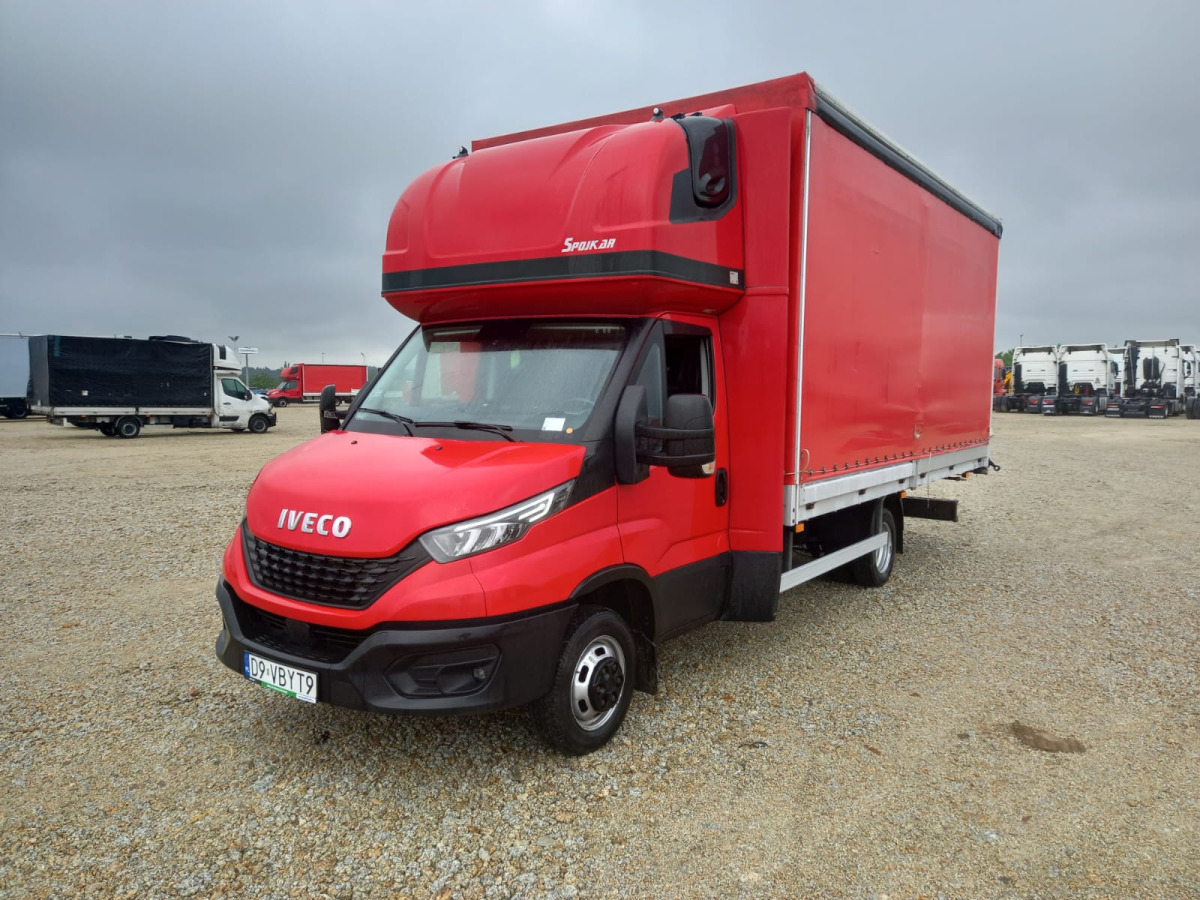 IVECO/JUSAM STANISŁAWJURKOWSKI 50C18/JU06 PLANDEKA - Plachtová dodávka: obrázek 2 IVECO/JUSAM STANISŁAWJURKOWSKI 50C18/JU06 PLANDEKA - Plachtová dodávka: obrázek 2