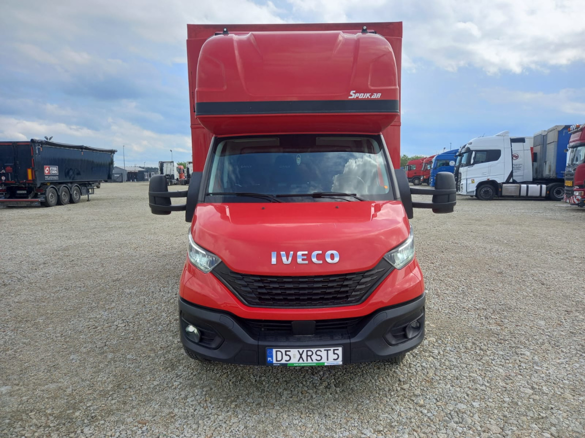 IVECO/JUSAM STANISŁAWJURKOWSKI 50C18/JU06 PLANDEKA - Plachtová dodávka: obrázek 2 IVECO/JUSAM STANISŁAWJURKOWSKI 50C18/JU06 PLANDEKA - Plachtová dodávka: obrázek 2