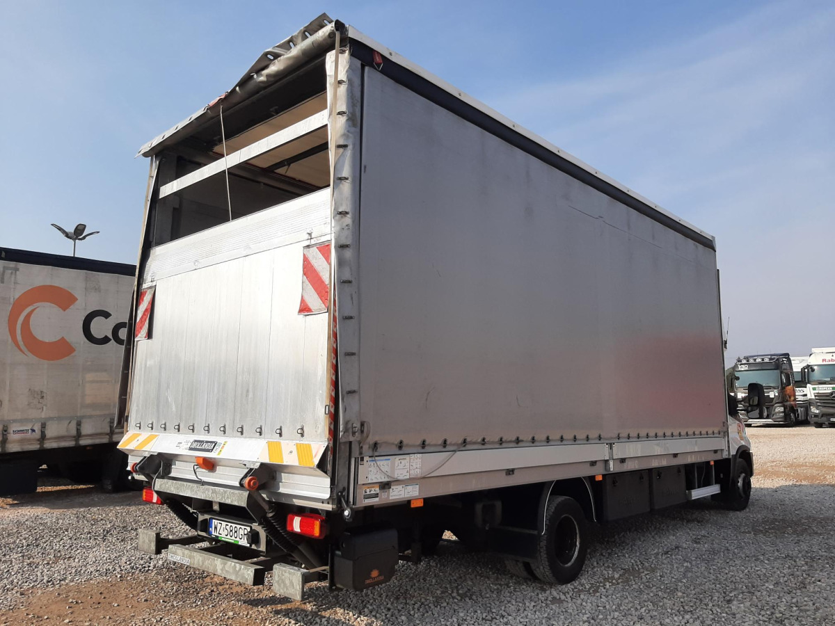 IVECO/JUSAM STANISŁAWJURKOWSKI 70C18/JU06 PLANDEKA Z WINDĄ - Plachtová dodávka: obrázek 5 IVECO/JUSAM STANISŁAWJURKOWSKI 70C18/JU06 PLANDEKA Z WINDĄ - Plachtová dodávka: obrázek 5