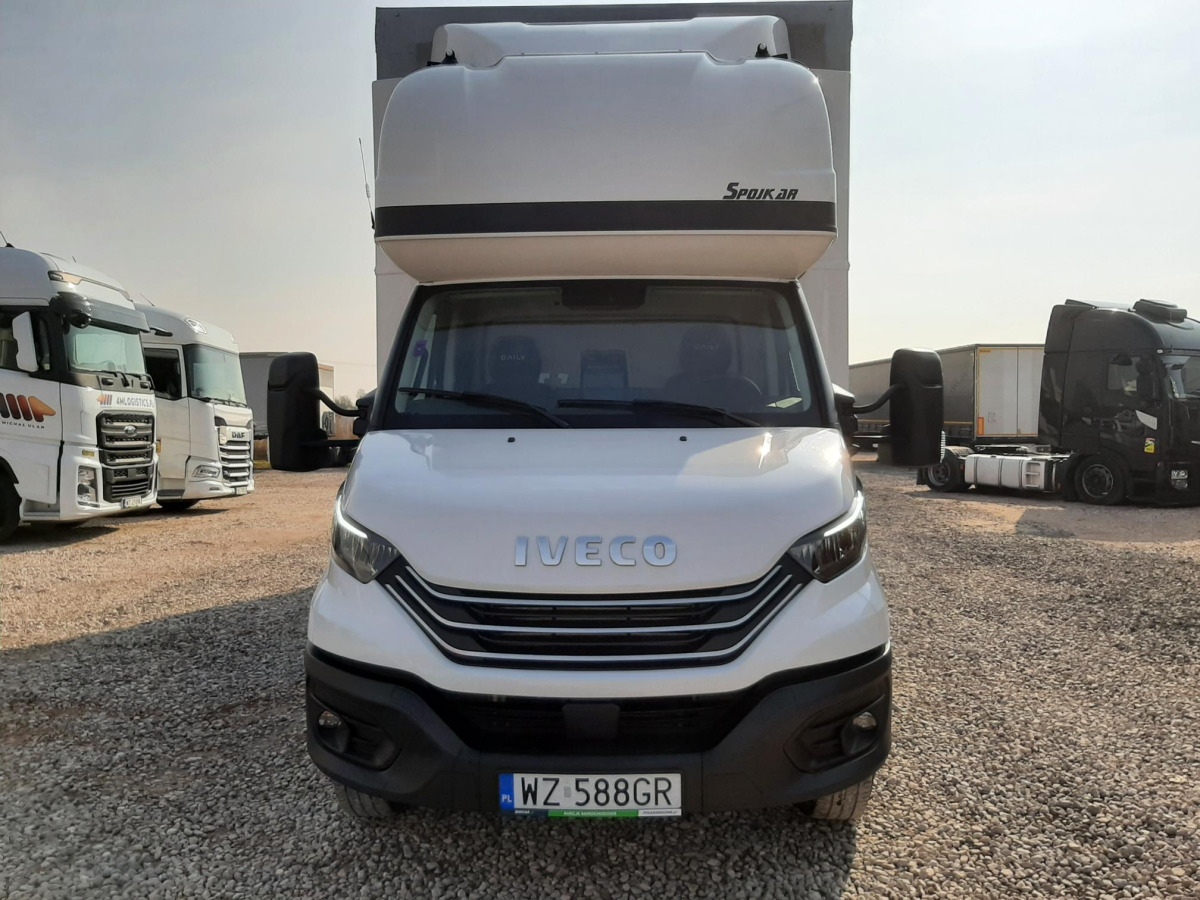 IVECO/JUSAM STANISŁAWJURKOWSKI 70C18/JU06 PLANDEKA Z WINDĄ - Plachtová dodávka: obrázek 3 IVECO/JUSAM STANISŁAWJURKOWSKI 70C18/JU06 PLANDEKA Z WINDĄ - Plachtová dodávka: obrázek 3