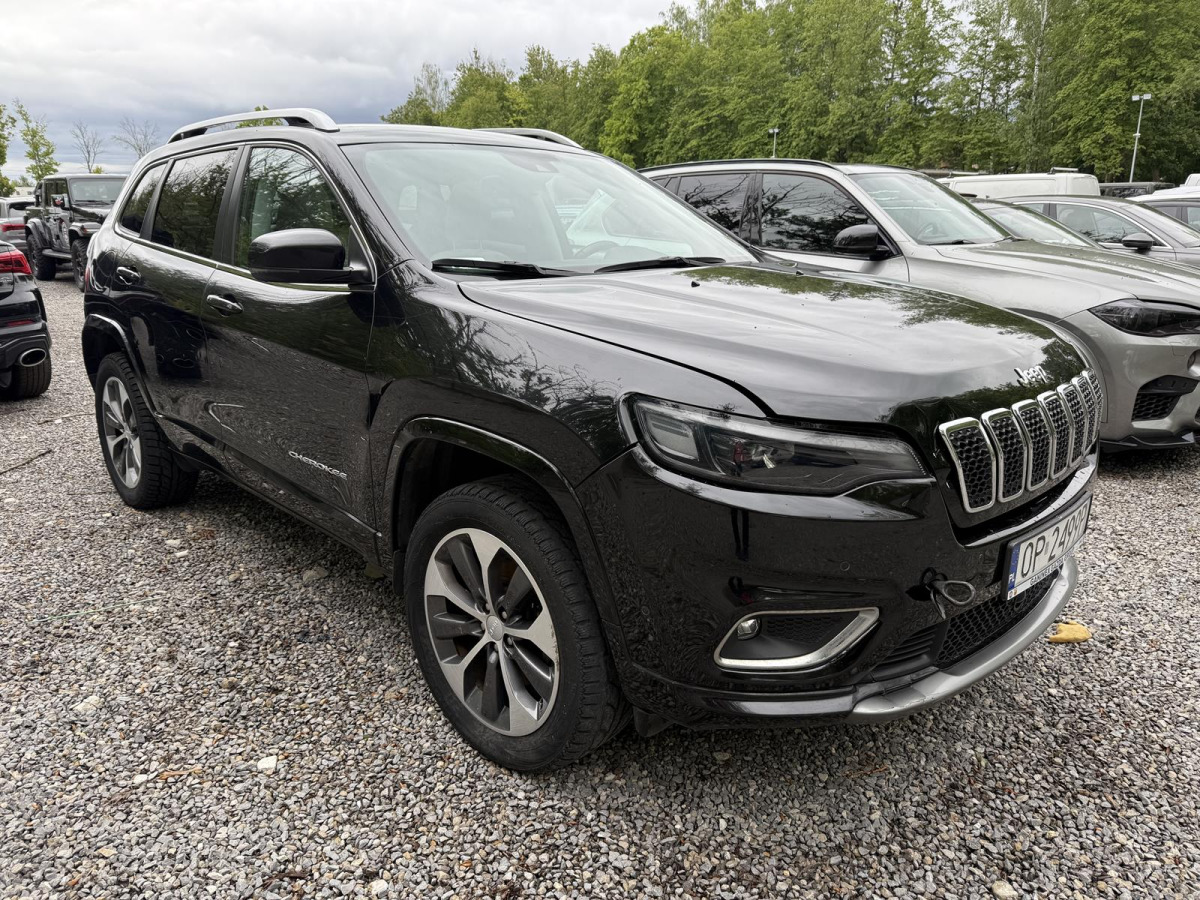 JEEP CHEROKEE OVERLAND 2.0 TURBO AWD AT SUV USZKODZONY SILNIK - SUV: obrázek 1 JEEP CHEROKEE OVERLAND 2.0 TURBO AWD AT SUV USZKODZONY SILNIK - SUV: obrázek 1