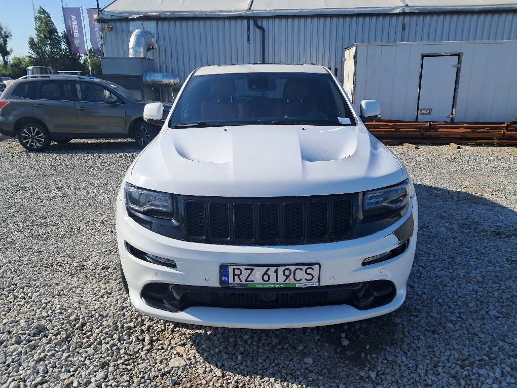 JEEP GRAND CHEROKEE SRT SUV - SUV: obrázek 3 JEEP GRAND CHEROKEE SRT SUV - SUV: obrázek 3