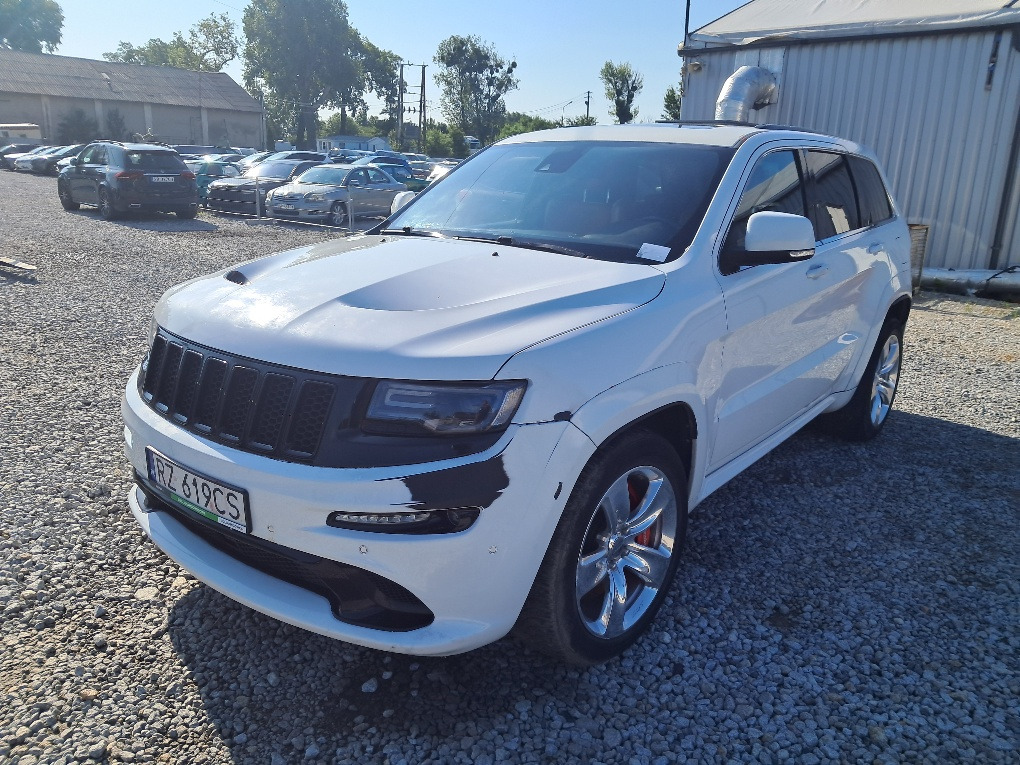 JEEP GRAND CHEROKEE SRT SUV - SUV: obrázek 2 JEEP GRAND CHEROKEE SRT SUV - SUV: obrázek 2