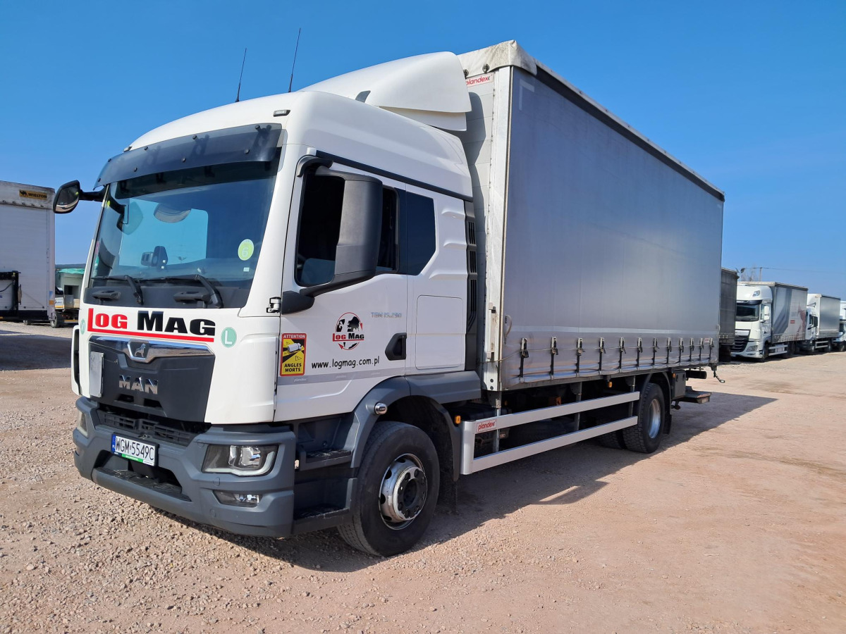 MAN TGM SOLÓWKA - Plachtový nákladní auto: obrázek 3 MAN TGM SOLÓWKA - Plachtový nákladní auto: obrázek 3