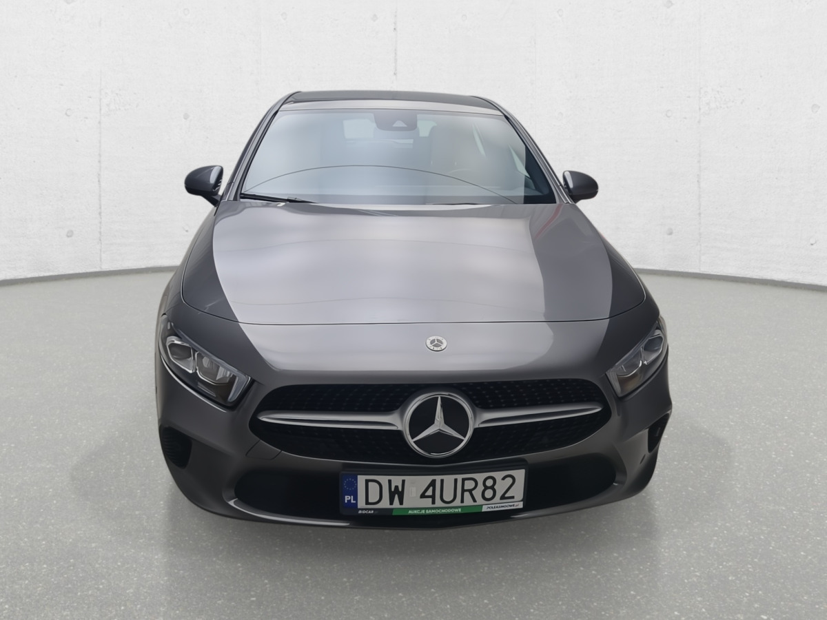 MERCEDES BENZ A 180 HATCHBACK - Hatchback: obrázek 3 MERCEDES BENZ A 180 HATCHBACK - Hatchback: obrázek 3
