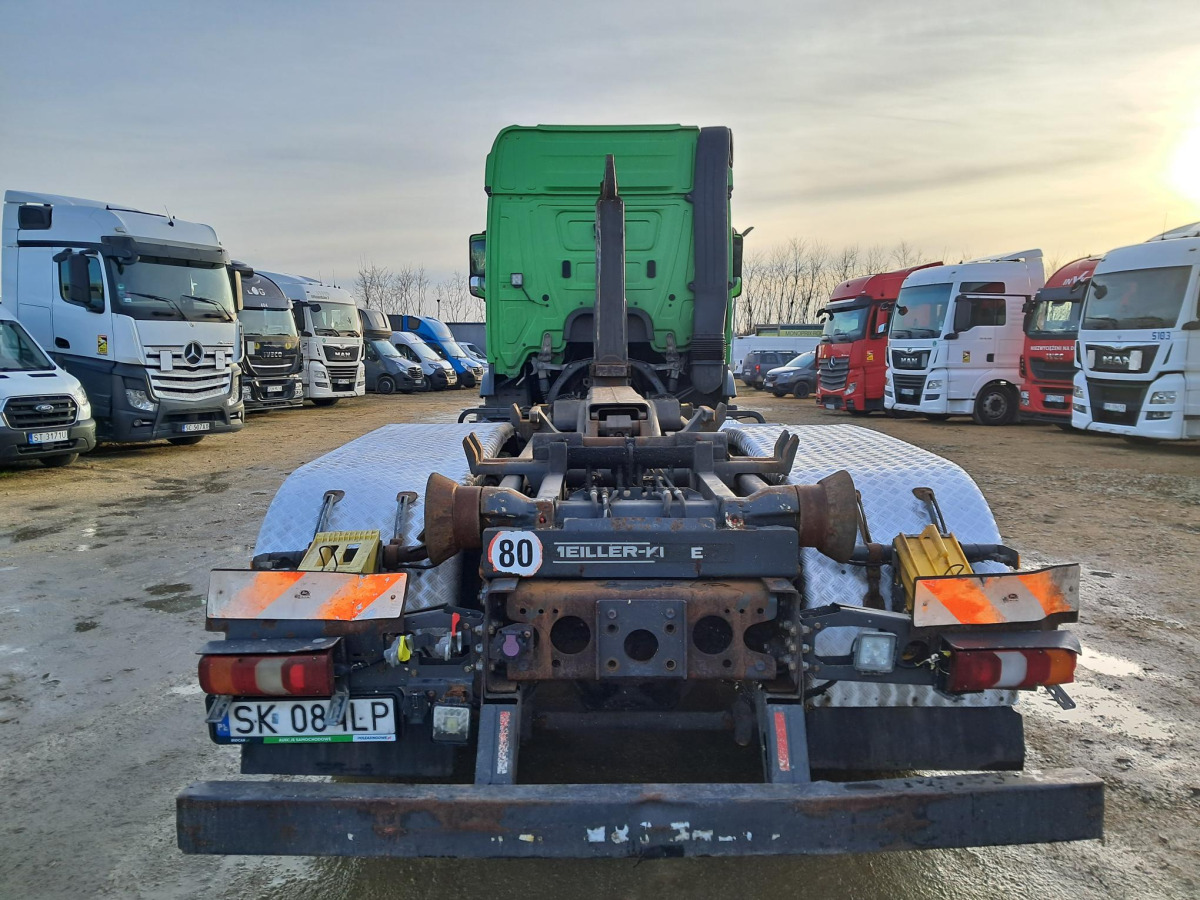 MERCEDES BENZ ACTROS HAKOWIEC - Hákový nosič kontejnerů: obrázek 4 MERCEDES BENZ ACTROS HAKOWIEC - Hákový nosič kontejnerů: obrázek 4