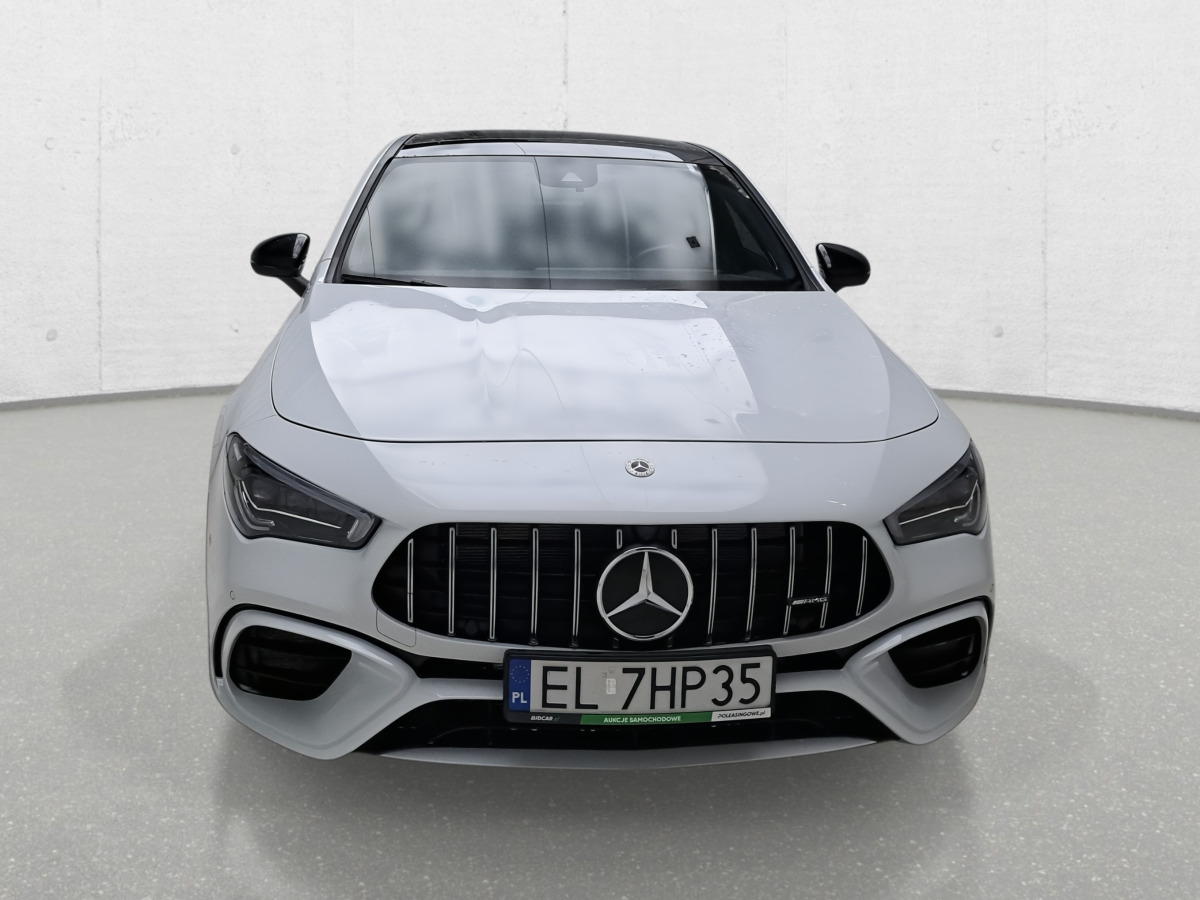 MERCEDES BENZ AMG CLA 45 SEDAN - Sedan: obrázek 3 MERCEDES BENZ AMG CLA 45 SEDAN - Sedan: obrázek 3