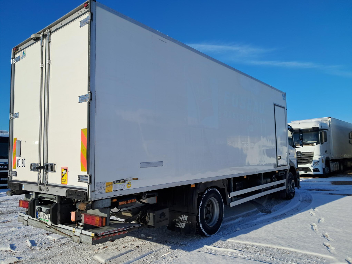 MERCEDES BENZ AXOR CHŁODNIA Z AGREGATEM - Chladírenský nákladní automobil: obrázek 5 MERCEDES BENZ AXOR CHŁODNIA Z AGREGATEM - Chladírenský nákladní automobil: obrázek 5