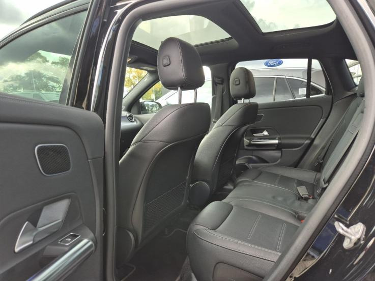 SUV MERCEDES BENZ EQA 350 4MATIC SUV: obrázek 8