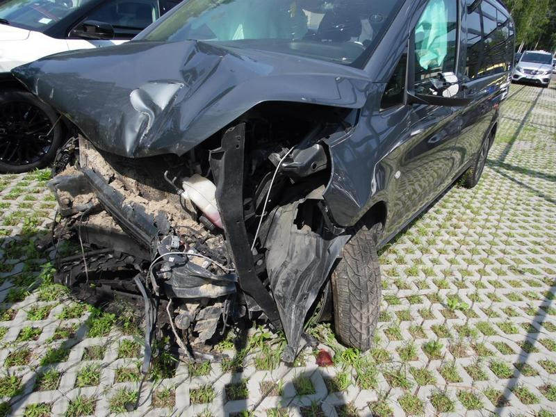 MERCEDES BENZ VITO VAN - Osobní auto: obrázek 2 MERCEDES BENZ VITO VAN - Osobní auto: obrázek 2