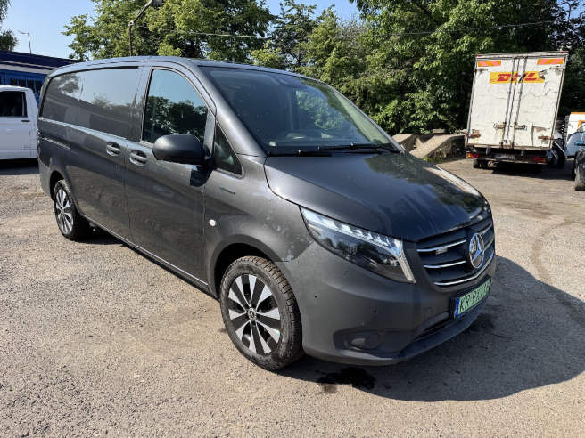 MERCEDES BENZ eVITO FURGON BLASZAK - Furgon, Elektrická dodávka: obrázek 1 MERCEDES BENZ eVITO FURGON BLASZAK - Furgon, Elektrická dodávka: obrázek 1
