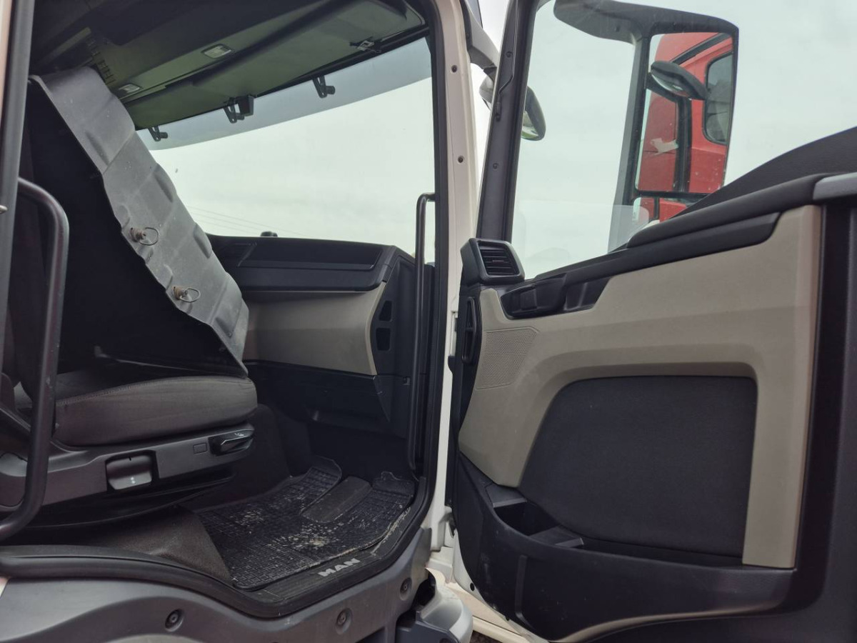 Nákladní auto MAN TGM 15.290 SOLÓWKA Z WINDĄ: obrázek 20
