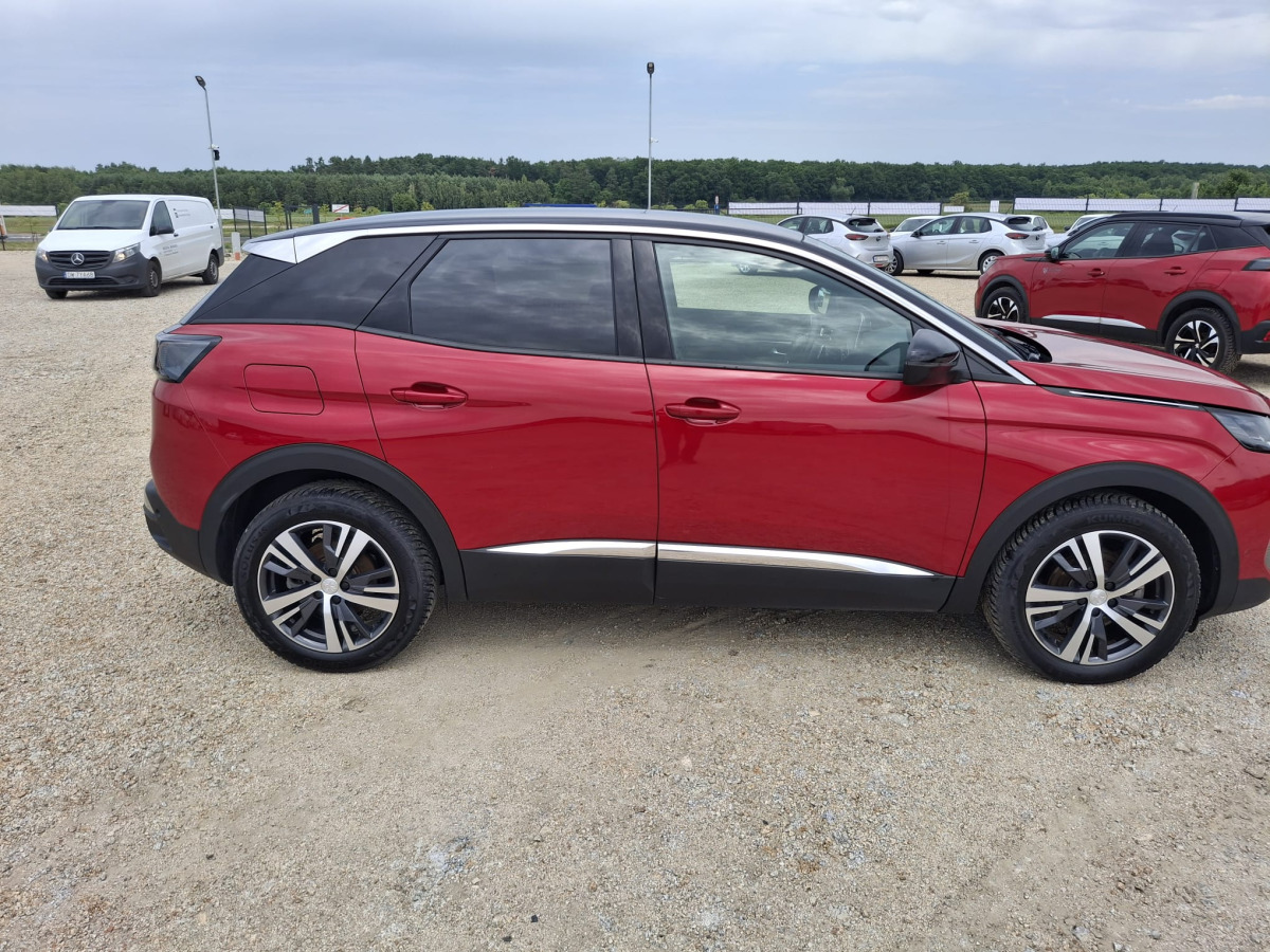 PEUGEOT 3008 SUV - SUV: obrázek 4 PEUGEOT 3008 SUV - SUV: obrázek 4