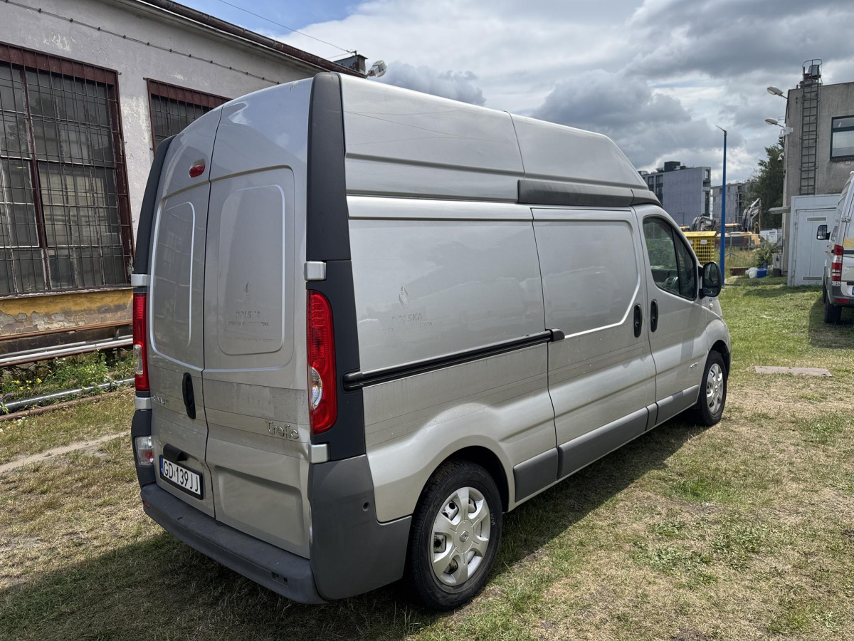 RENAULT TRAFIC FURGON BLASZAK - Furgon: obrázek 5 RENAULT TRAFIC FURGON BLASZAK - Furgon: obrázek 5