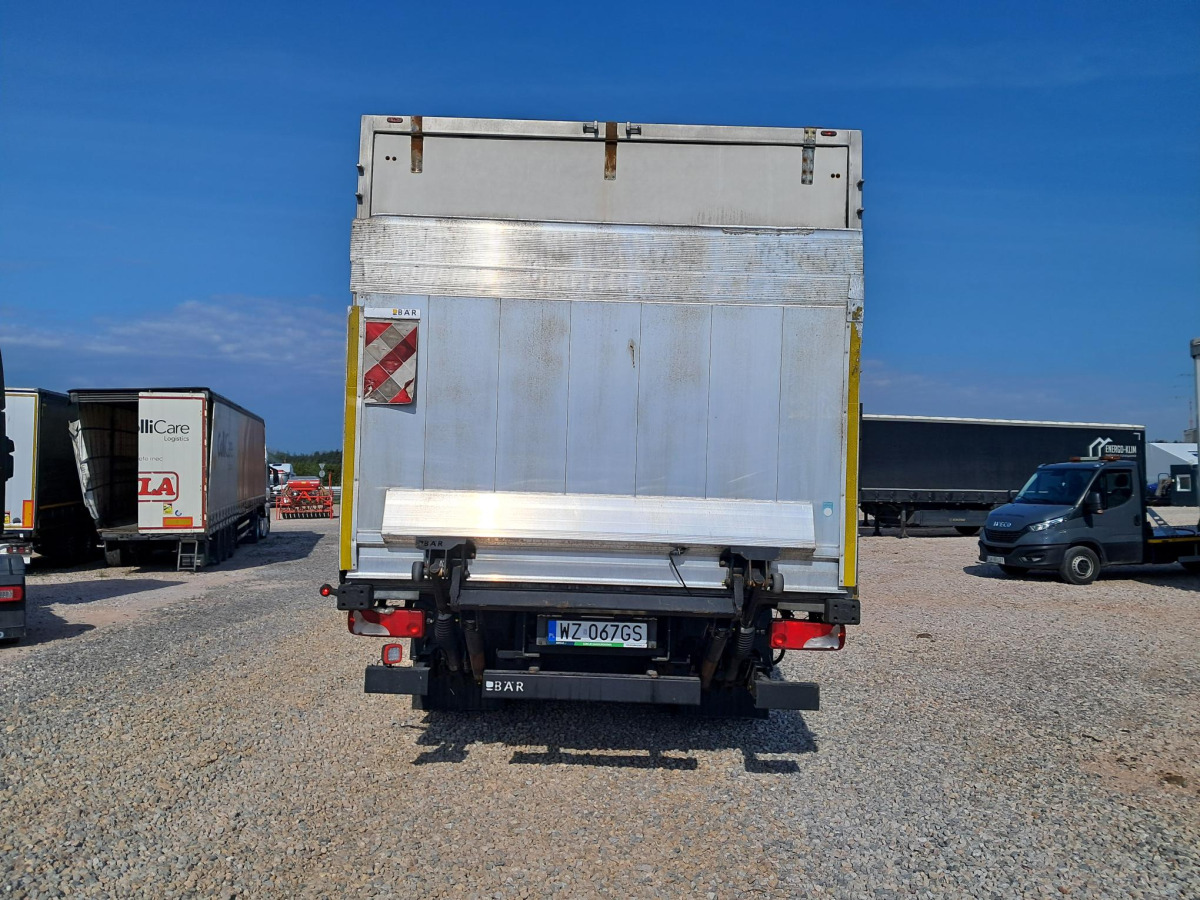 SCANIA P250 CHŁODNIA - Chladírenský nákladní automobil: obrázek 5 SCANIA P250 CHŁODNIA - Chladírenský nákladní automobil: obrázek 5