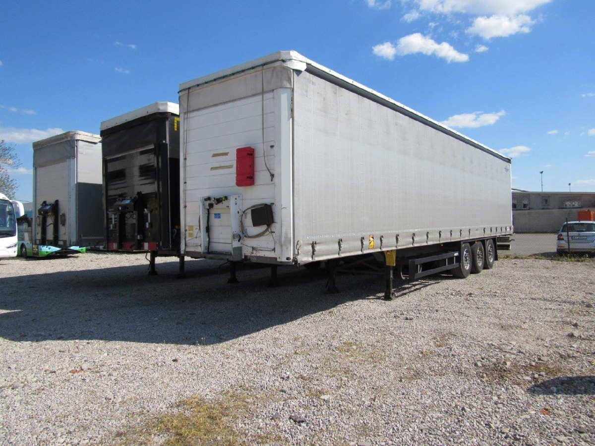 SCHMITZ CARGOBULL FIRANA - Plachtový přívěs: obrázek 1 SCHMITZ CARGOBULL FIRANA - Plachtový přívěs: obrázek 1