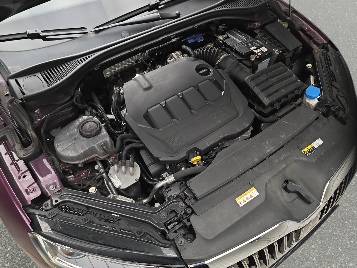 Osobní auto SKODA SUPERB KOMBI: obrázek 11