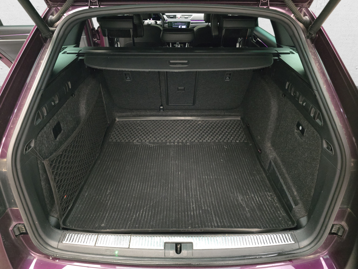 Osobní auto SKODA SUPERB KOMBI: obrázek 15