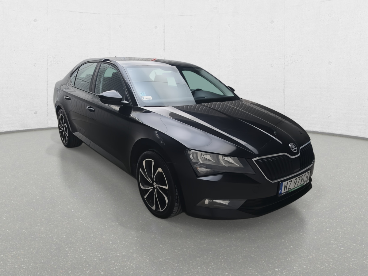 SKODA SUPERB LIFTBACK - Osobní auto: obrázek 1 SKODA SUPERB LIFTBACK - Osobní auto: obrázek 1