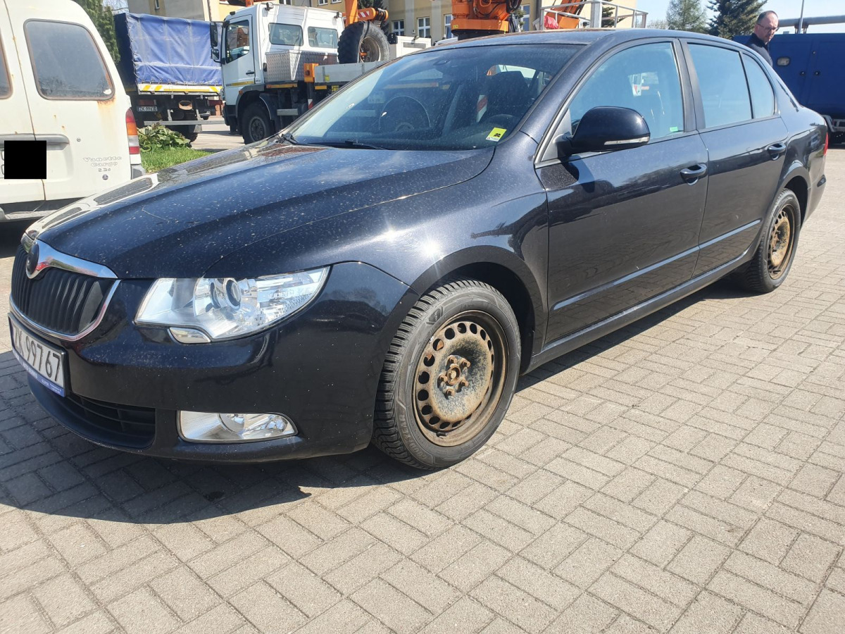 SKODA SUPERB SEDAN - Sedan: obrázek 2 SKODA SUPERB SEDAN - Sedan: obrázek 2