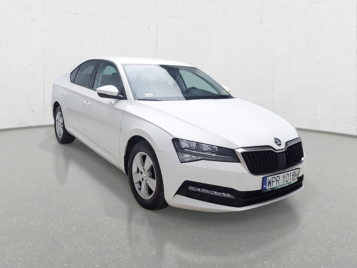 SKODA SUPERB SEDAN - Osobní auto: obrázek 2 SKODA SUPERB SEDAN - Osobní auto: obrázek 2