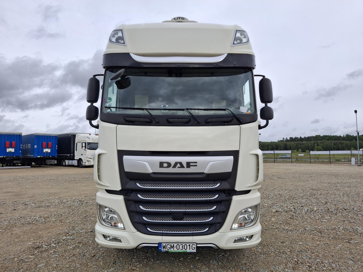 DAF XF 450 FT CIĄGNIK SIODŁOWY - Tahač: obrázek 3 DAF XF 450 FT CIĄGNIK SIODŁOWY - Tahač: obrázek 3