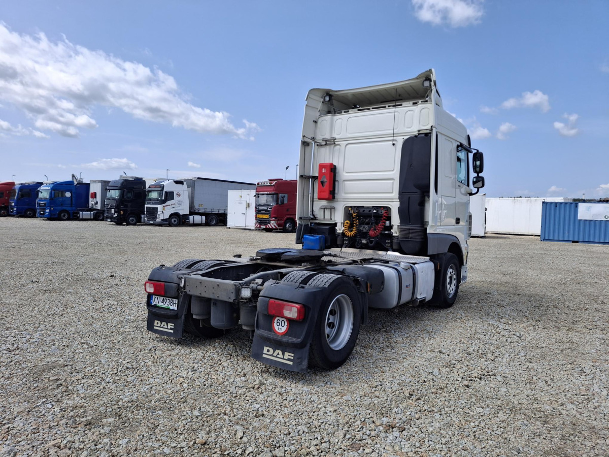 DAF XF 450 FT CIĄGNIK SIODŁOWY - Tahač: obrázek 5 DAF XF 450 FT CIĄGNIK SIODŁOWY - Tahač: obrázek 5