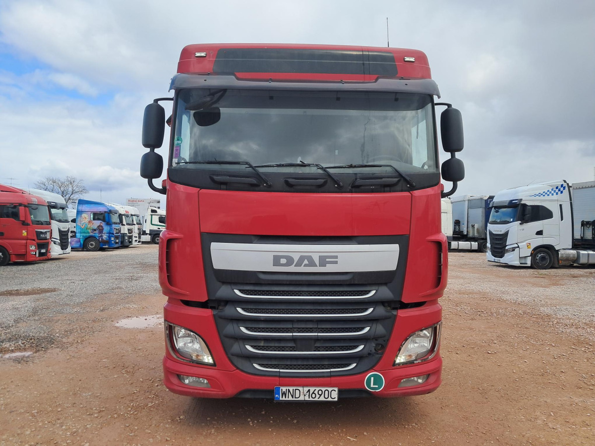 DAF XF 460 FT CIĄGNIK SIODŁOWY - Tahač: obrázek 2 DAF XF 460 FT CIĄGNIK SIODŁOWY - Tahač: obrázek 2