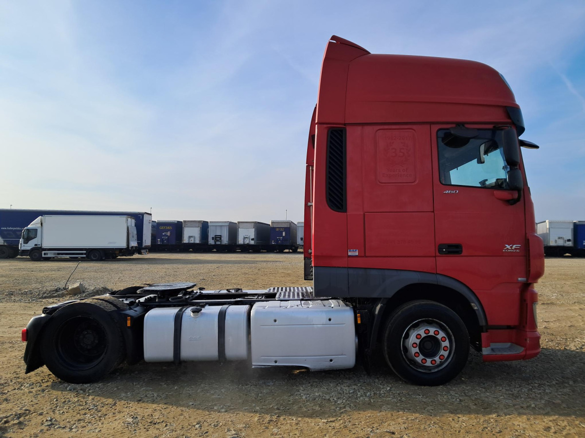 DAF XF 460 FT CIĄGNIK SIODŁOWY - Tahač: obrázek 4 DAF XF 460 FT CIĄGNIK SIODŁOWY - Tahač: obrázek 4
